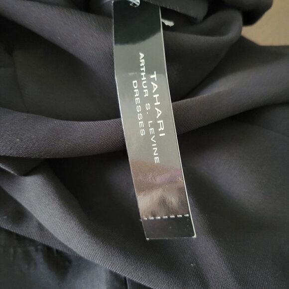 Tahari Arthur S. Levine Little Black Dress (Size 16) - Picture 8 of 9